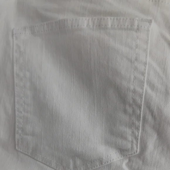 White Men's Jeans​